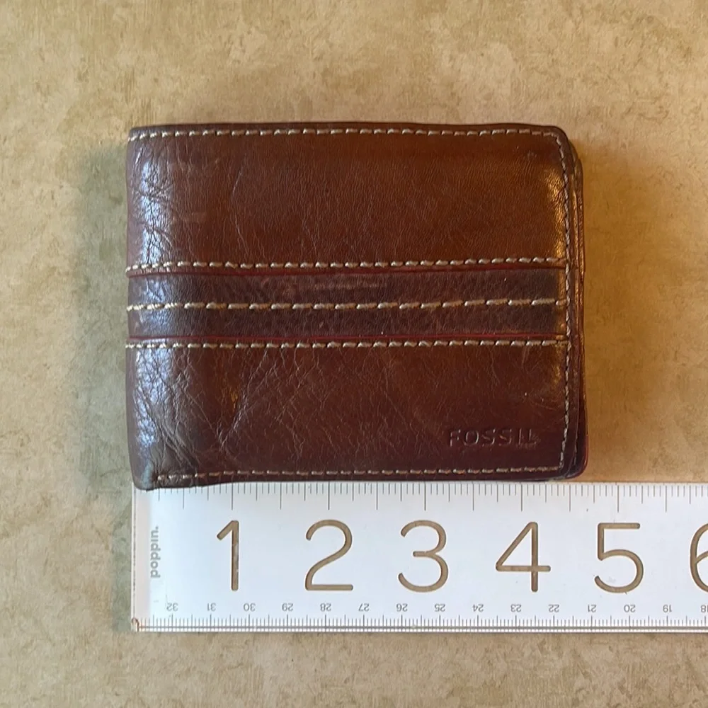 Fossil Bi-Fold Striped Leather Wallet
